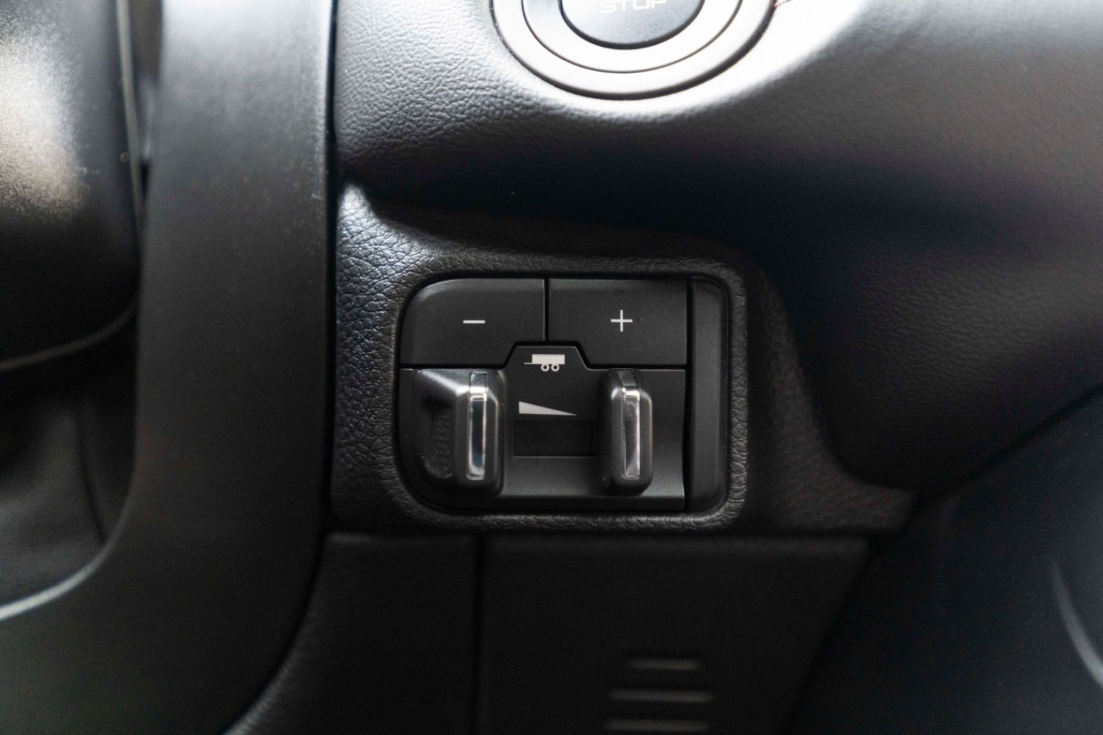 Fahrzeugabbildung Dodge Durango R/T 5,7L AWD SRT Paket LPG ACC LED KAM
