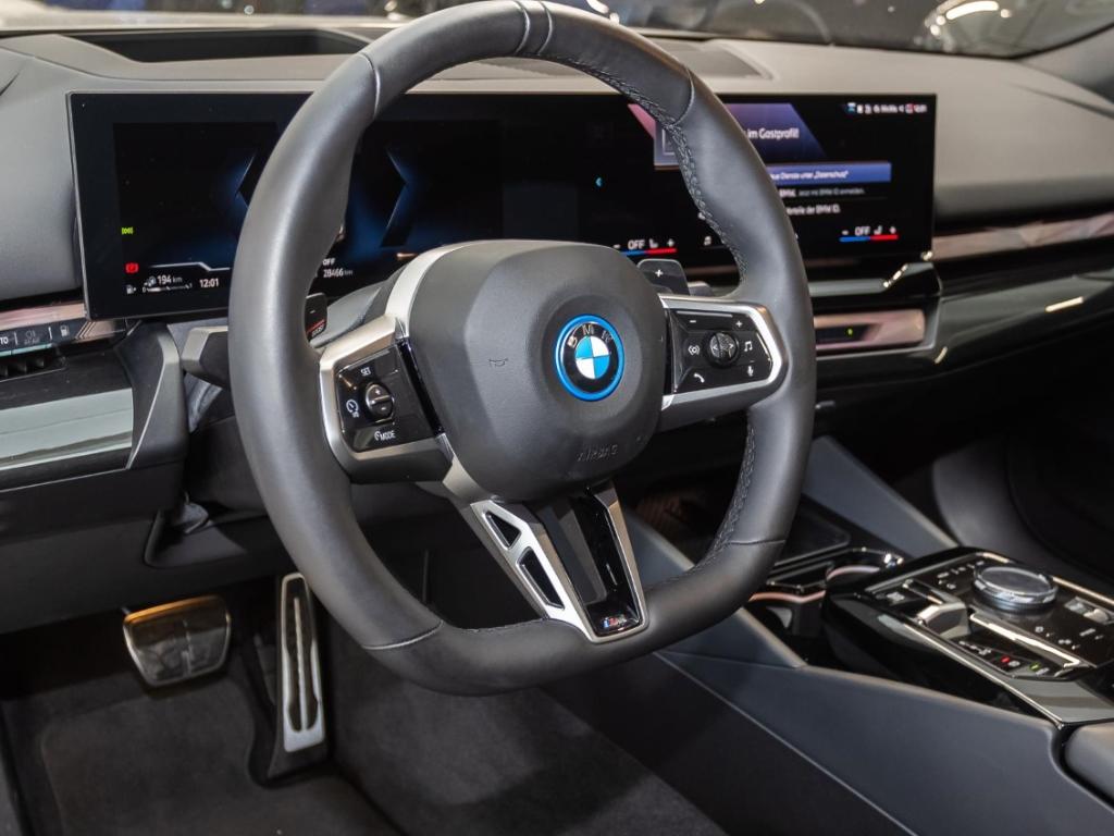 BMW 530 exMSport+AHK+Panorama+Navi+HUD+LED+RFK+Leder