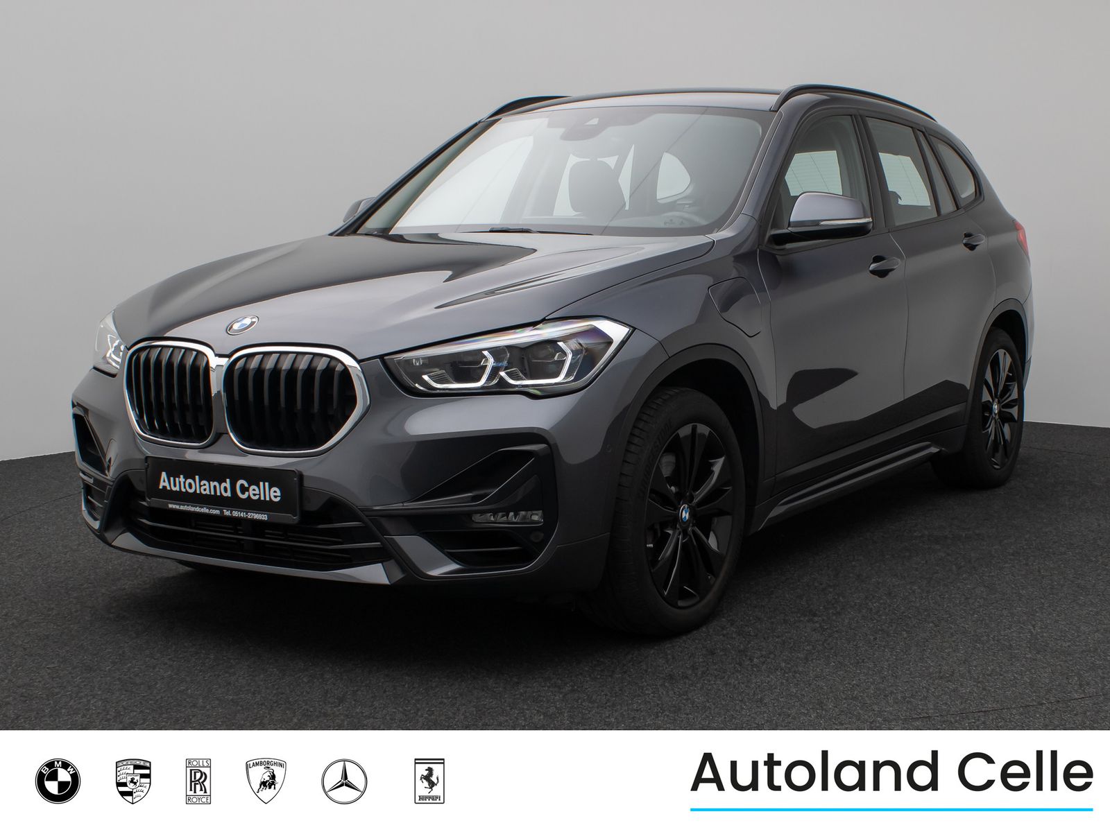 Fahrzeugabbildung BMW X1 xD25e SportLine Kamera HUD DAB HiFi AHK Alarm
