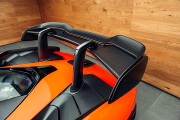 2019 Mclaren SENNA GTR thumbnail 19
