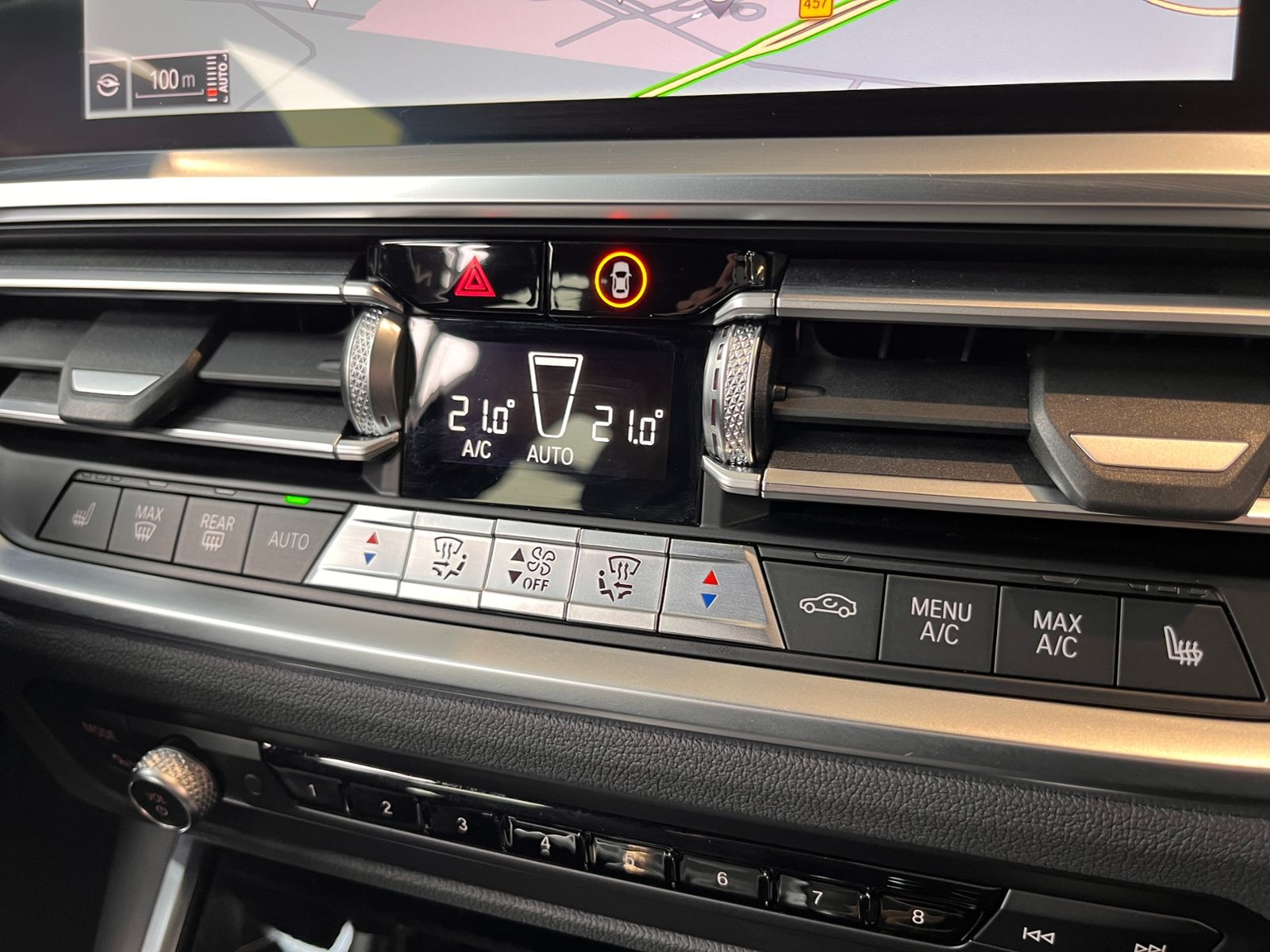 Fahrzeugabbildung BMW 320 i Sport Line Touring ACC LED NAVI ALU