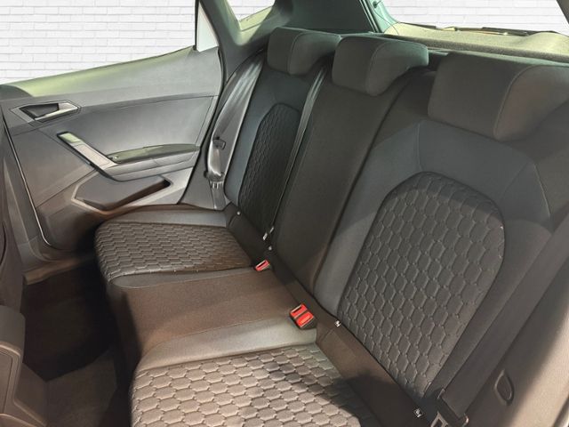 Fahrzeugabbildung SEAT Arona Style 1.0 TSI KLIMA LED NAVI ALU