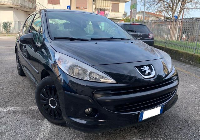 Peugeot 207 1.4 HDi 5p. ONE Line ok neopatentati