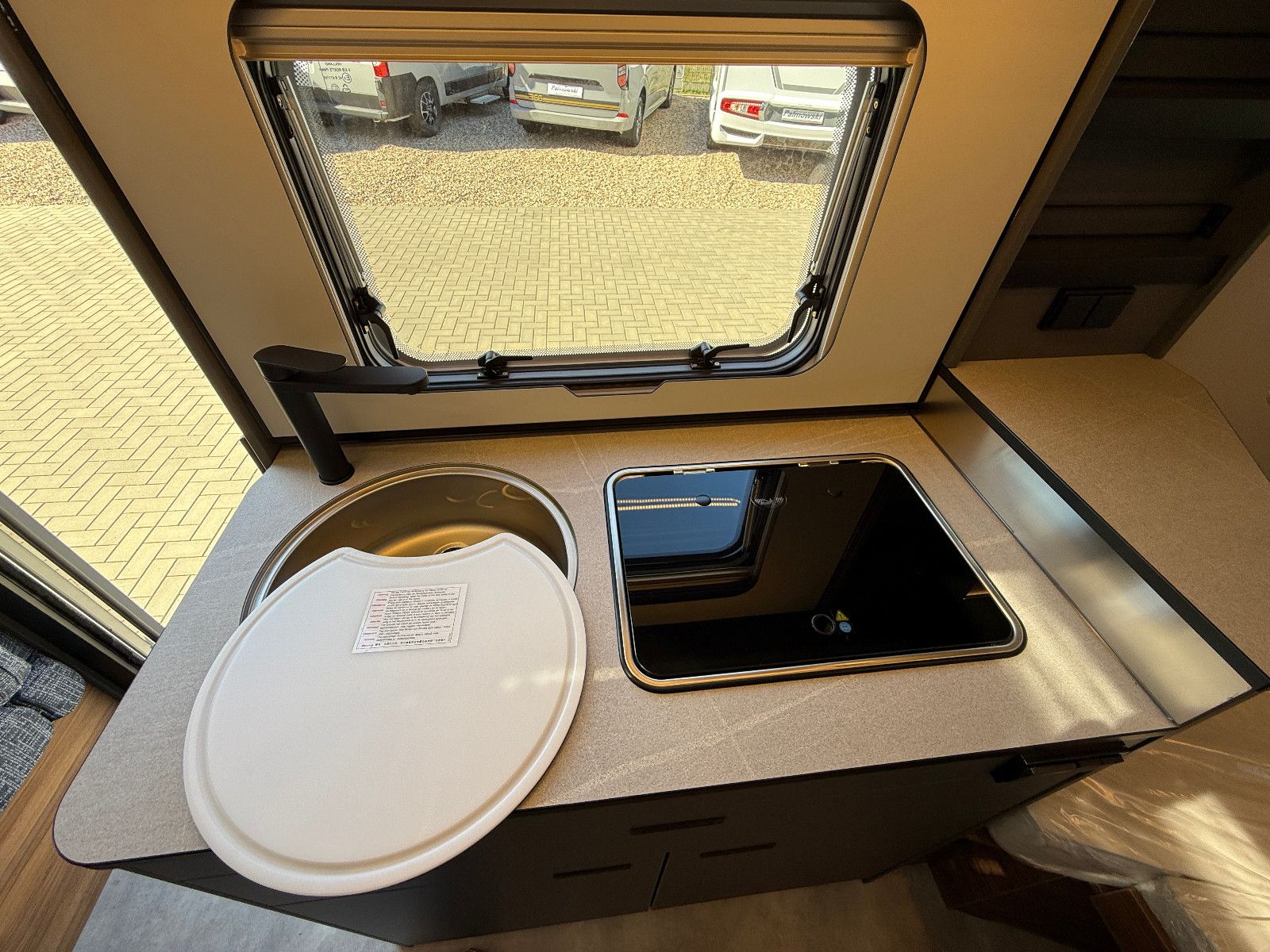 Fahrzeugabbildung HYMER / ERIBA / HYMERCAR Novaline 442 - 2026