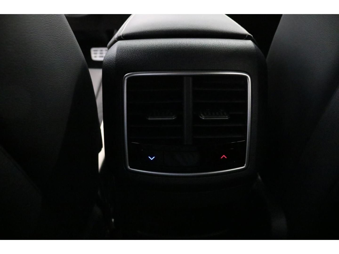 Fahrzeugabbildung Kia Sportage GT-Line HUD Navi Leder LED Kamera Navi