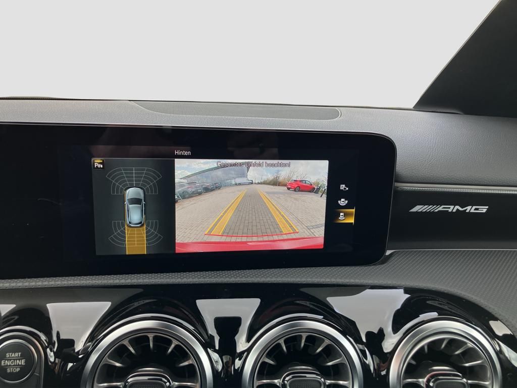 Fahrzeugabbildung Mercedes-Benz AMG A 35 4M Pano-Dach*Apple CarPlay*LED