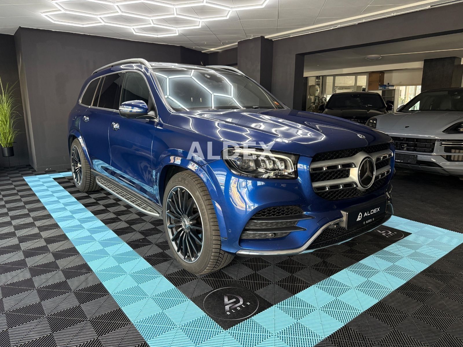 MERCEDES-BENZ GLS 400d 4M°AMG°PANO°BURM°MASSAGE°SOFT°KEY°HUD