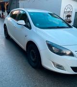 Opel Astra J 1.7 CDTI EcoFlex 176tkm  - Opel Astra mit Diesel-Antrieb: 17