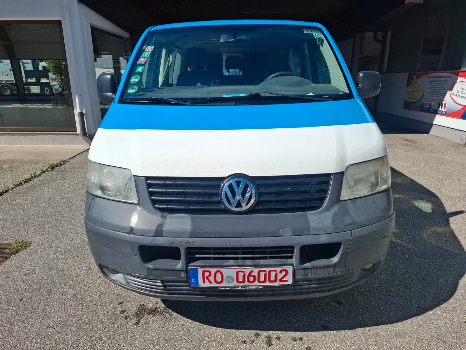 Volkswagen Transporter 2006 — вигляд ззаду