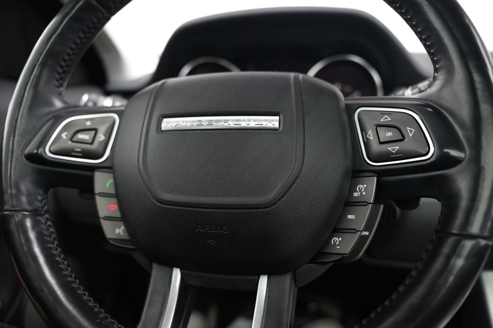 Fahrzeugabbildung Land Rover Range Rover Evoque SE Dynamic *Panorama*Kamera