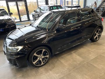 Audi A1 Sportback 30 TFSI S line *ACC*PDC*SHZ*LED*MFL