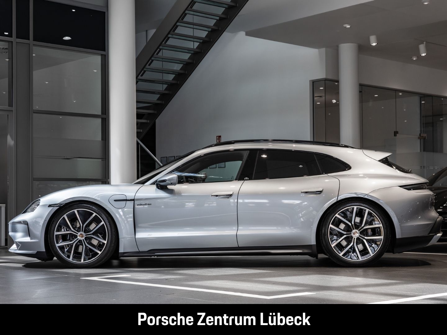Porsche Taycan 4S Sport Turismo Black Edition InnoDrive imagem 2