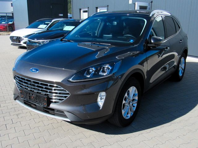 Ford Kuga Hybrid FHEV 4×4 Titanium X; AHK, PANO