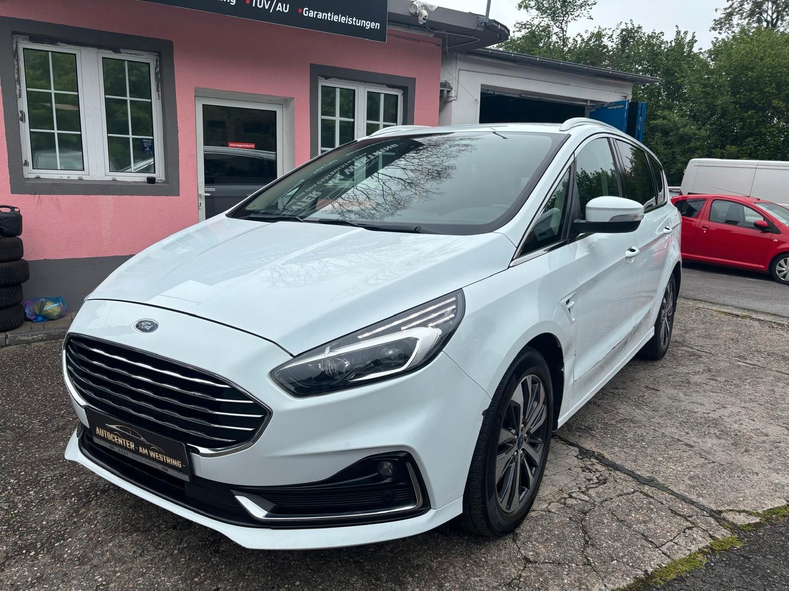 Ford Ford S-MAX Titanium Automatik/Navi/Kamera/Lane