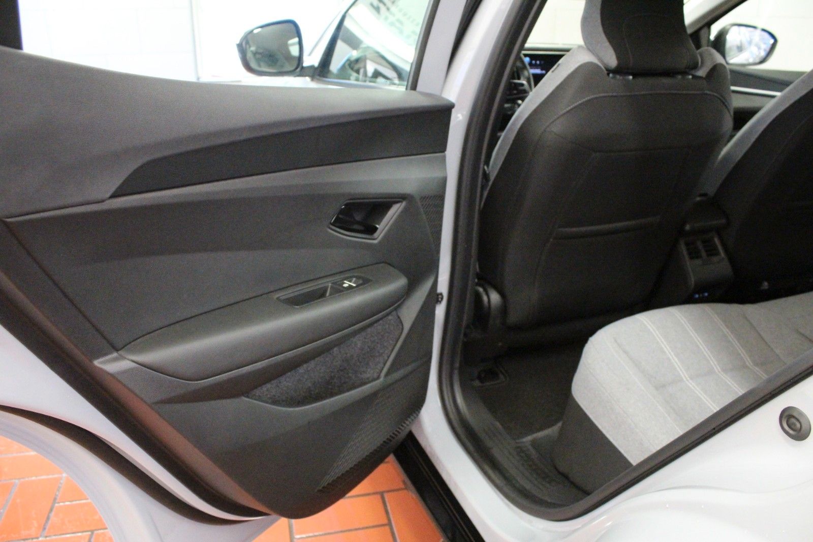 Fahrzeugabbildung Renault Megane E-Tech Equilibre Boost charge