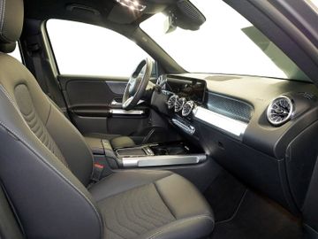 Mercedes GLB 200 - 4