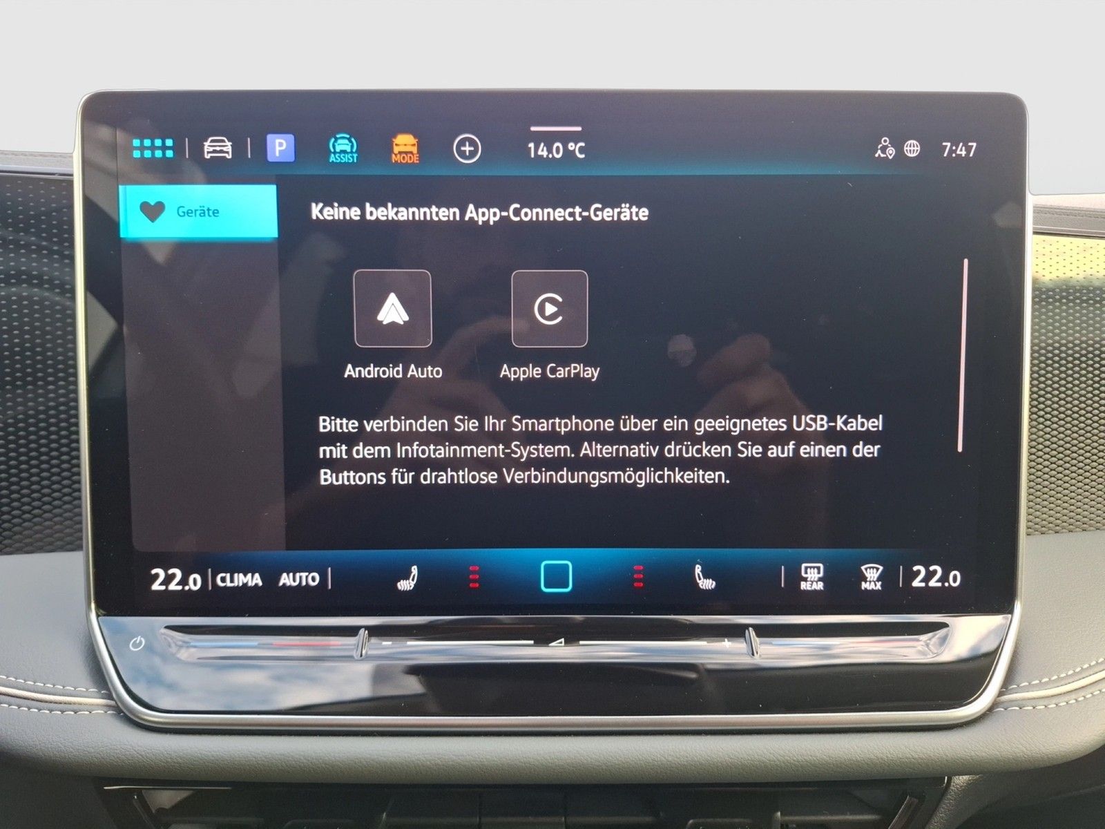 Fahrzeugabbildung Volkswagen Passat Variant eTSI Business DSG LED Navi AID AC