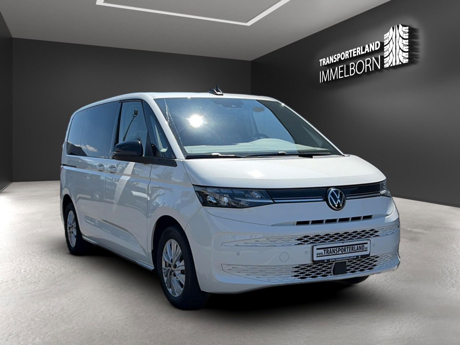 Volkswagen T7 Multivan Life eHybrid Pano Navi LED ACC Kamer foto 3