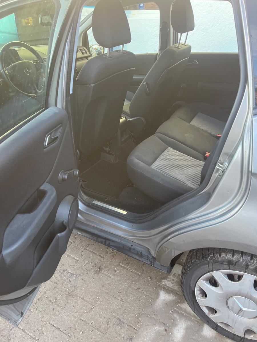 Mercedes-Benz A200 2007 — photo 7