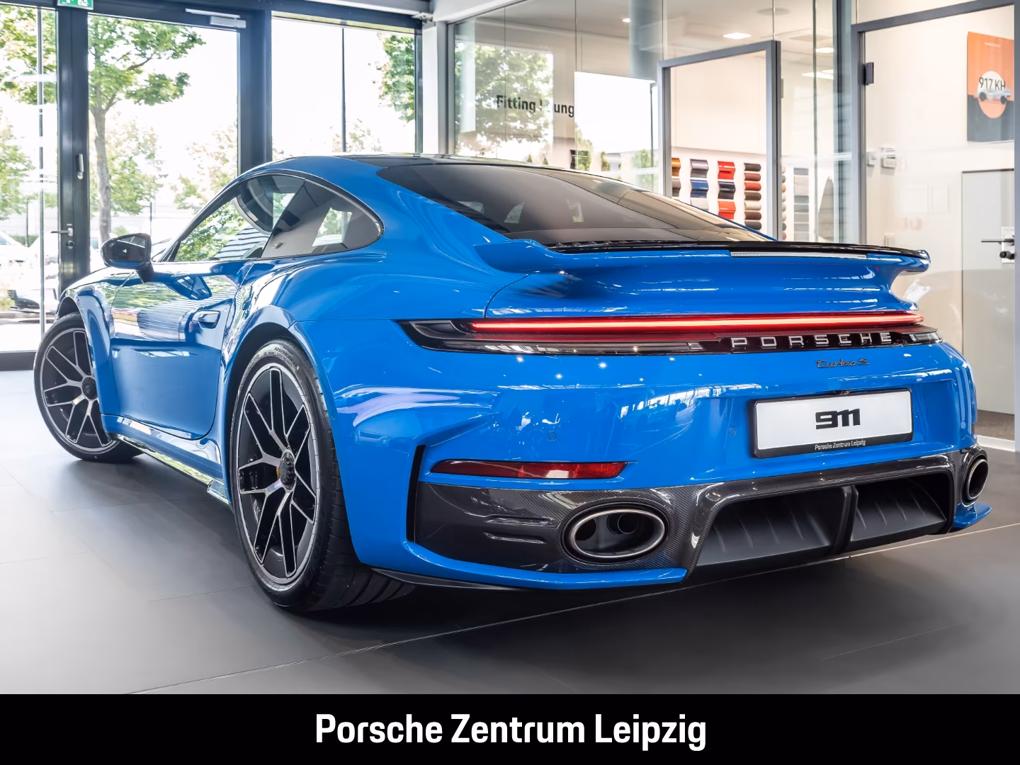 Porsche 992 911 Turbo S FnW voodooblau!Burmester Clubled