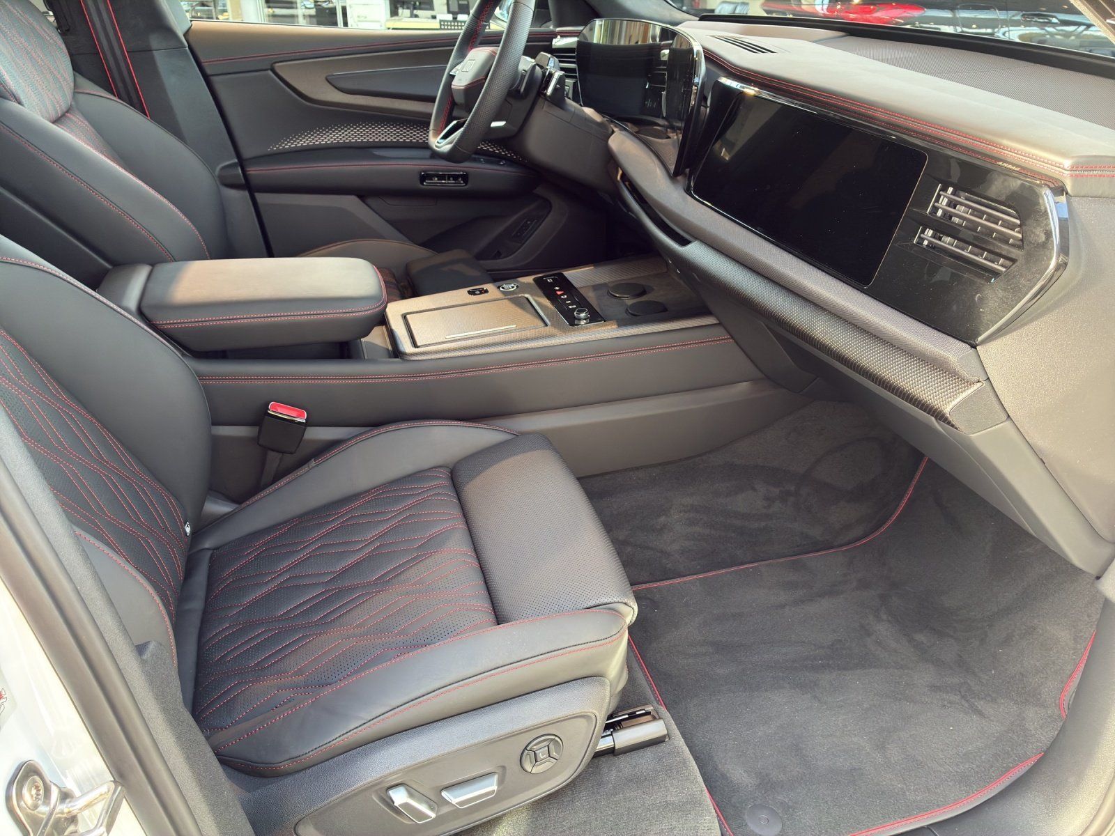Fahrzeugabbildung Audi Audi Q7 TDI quattro NEUES MOD. 360,AHK,HUD,LED