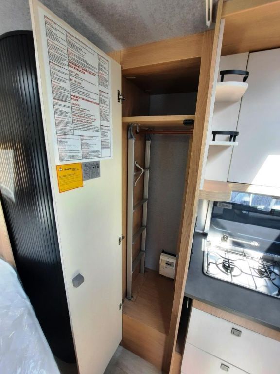Fahrzeug Übersicht 19 Fahrzeugabbildung Hobby ONTOUR T 700 FH Verfüg./Sparen Sie 22.709,- €