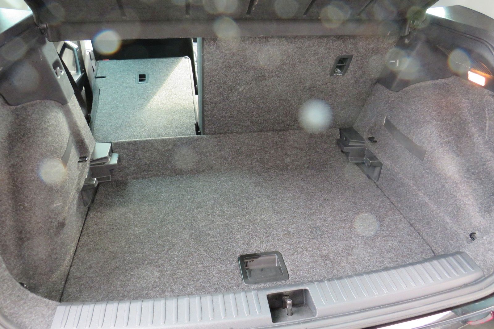 Fahrzeugabbildung SEAT Arona FR DSG NAVI SITZH. KAMERA ACC ASSISTENT-PA