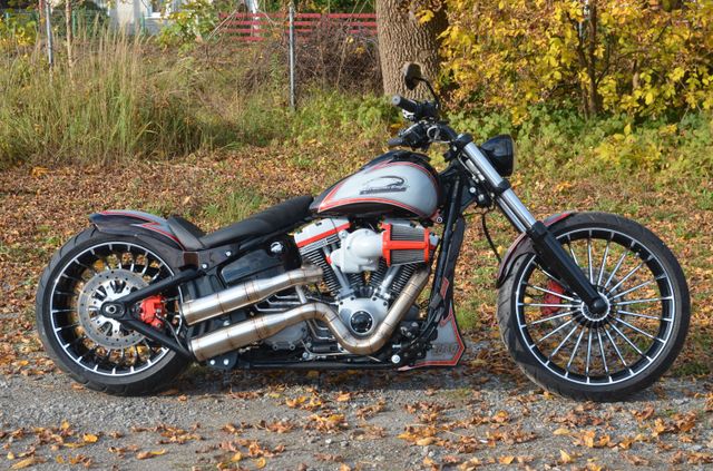 Harley-Davidson FXSBSE Breakout CVO 2014 110" Perfect Condition