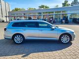 Volkswagen Passat Variant 2.0 TDI SCR DSG Elegance Vari... - Volkswagen Passat in Bremen