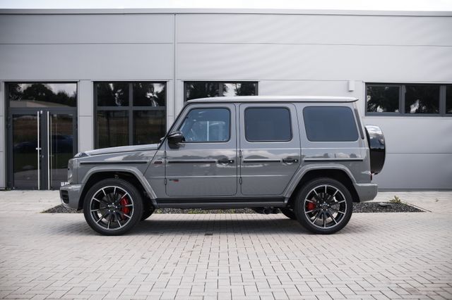 Mercedes-Benz G 63 AMG -Brabus 700-Sonderfarbe-Burmester