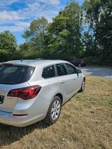 Opel Astra Sports Tourer 1.4 Turbo Exklusiv 103 A... - Opel: E10
