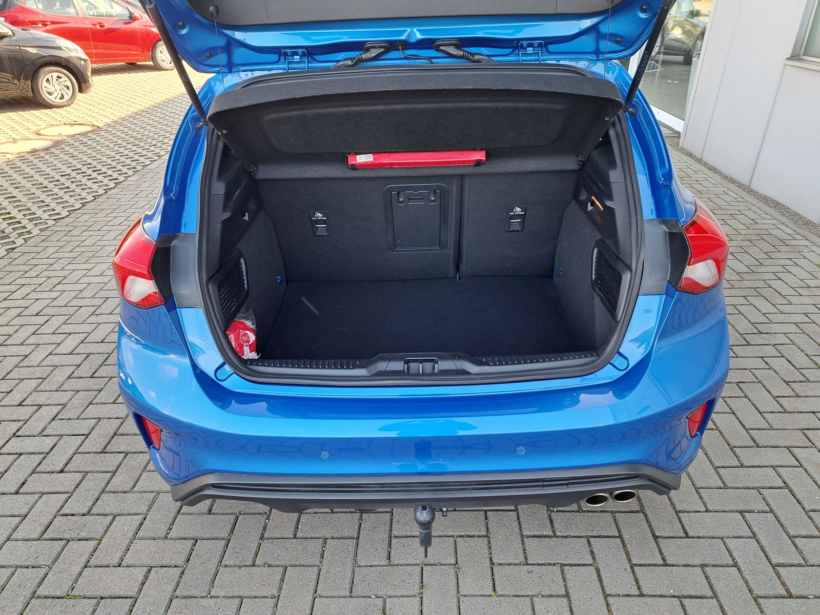 Fahrzeugabbildung Ford Focus ST-Line LED NAVI KAMERA PARK-ASSISTENT