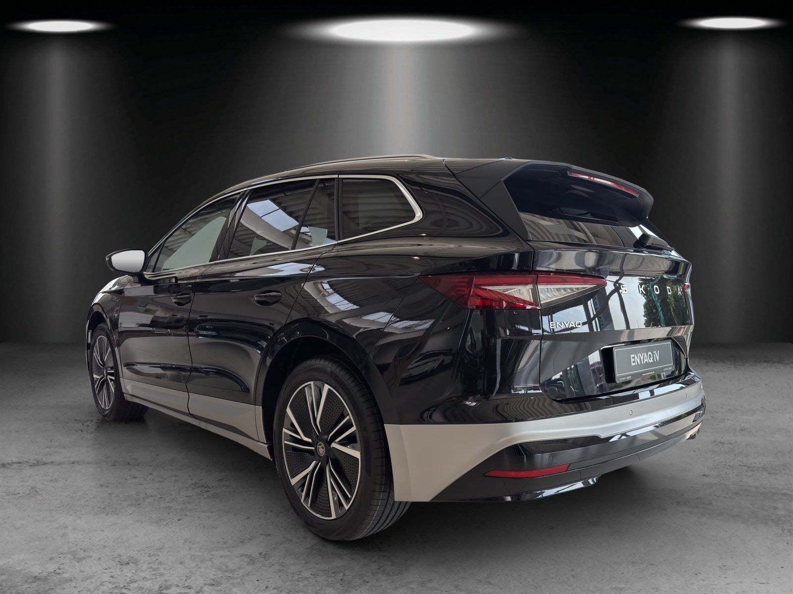 Fahrzeugabbildung SKODA Enyaq 60