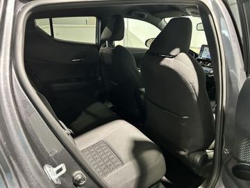 Toyota C-HR - 8