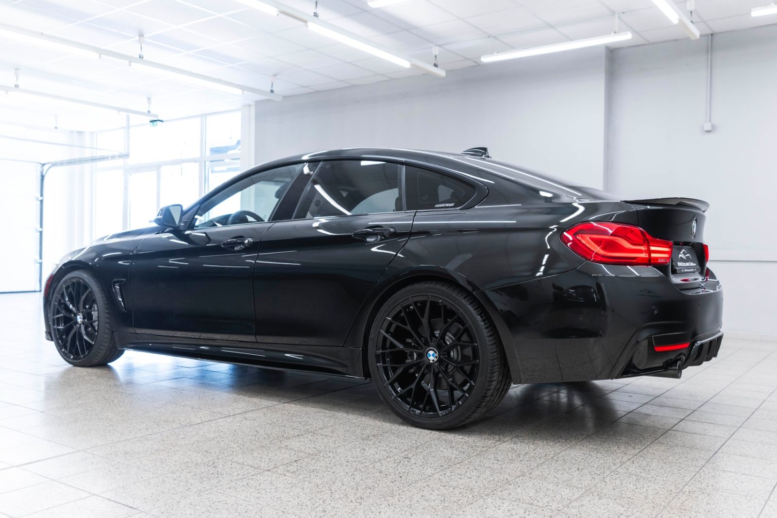 Fahrzeugabbildung BMW 440i GC M-Performance H&K LED CARPLAY KAM SHZ