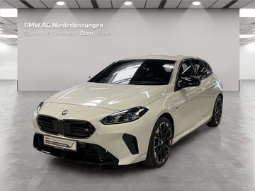 BMW Leasingangebot: BMW M135 xDrive M Sport Driv.Assist.Prof Harman/K