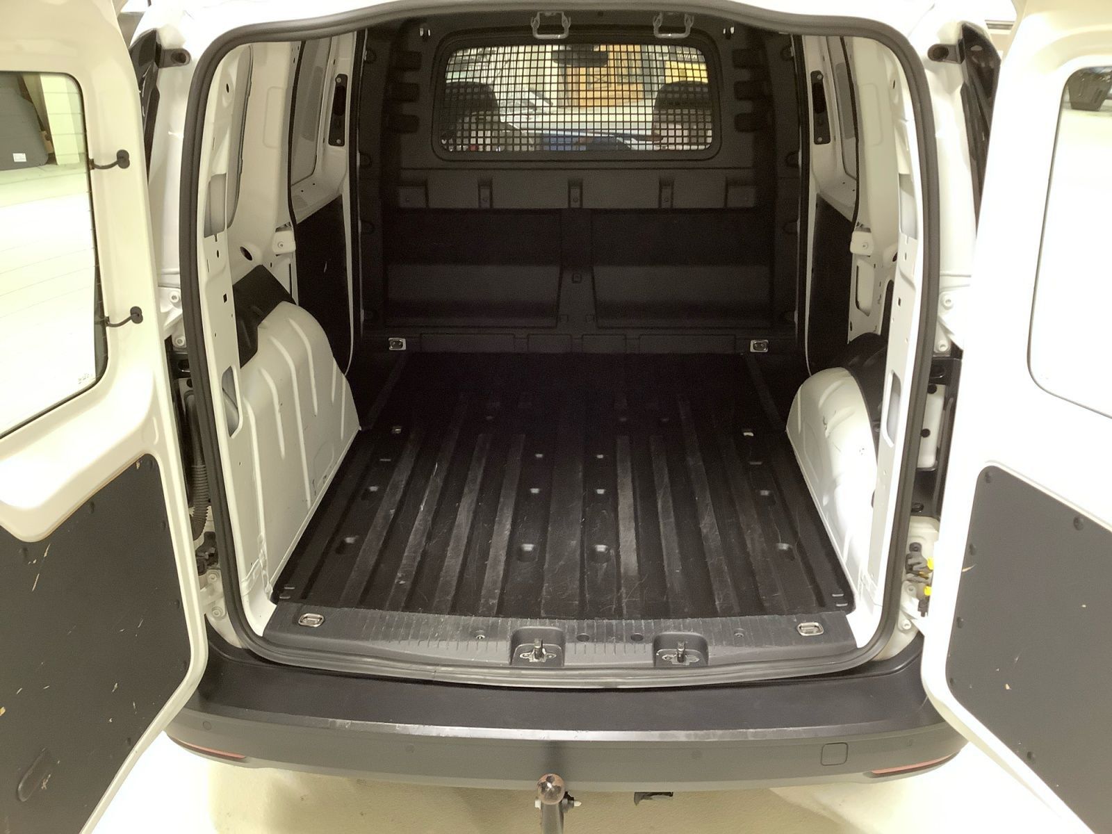 Caddy Cargo 2,0 TDI 90 kW DSG Klima, SHZ, ACC, N