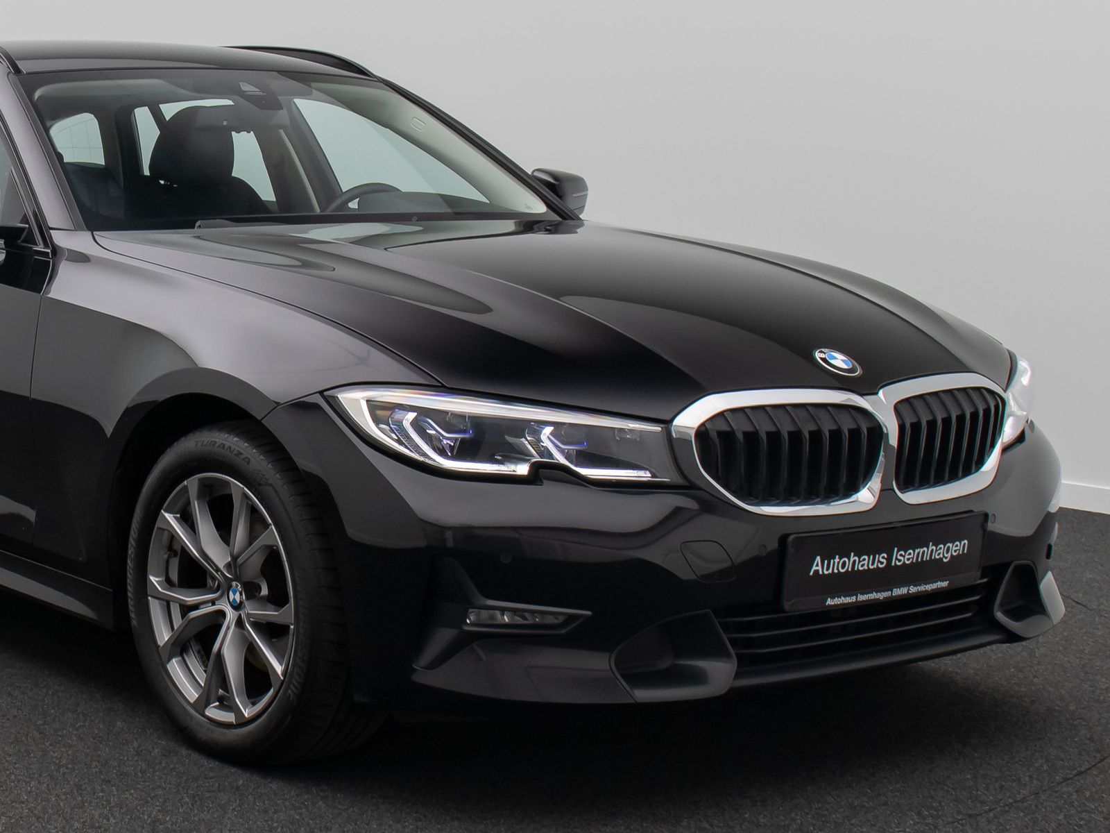 Fahrzeugabbildung BMW 320d  xD Sport Line Laser HUD DAB Komfort Alarm