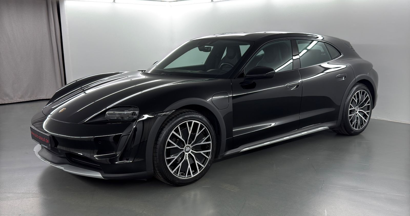 Porsche Taycan 4 Cross Turismo Wärmepump Luftfed. 93kw/h