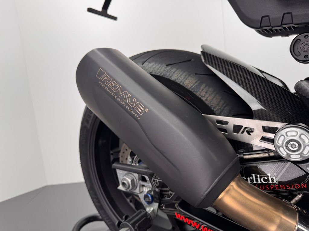 Fahrzeugabbildung BMW S1000 RR *WUNDERLICH *TracTive-SUSPENSION