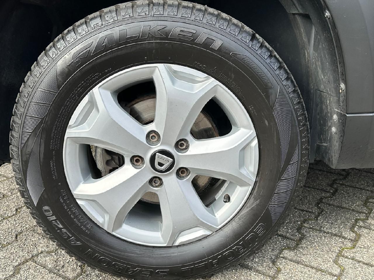 Fahrzeugabbildung Dacia Duster Comfort 100 Eco-G