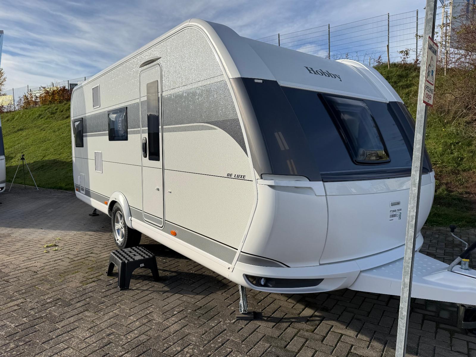 Hobby De Luxe 545 KMF 3-fach Etagenbett