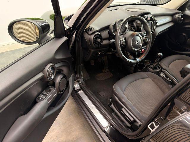 MINI Cooper 1.5 L 100kw Tempomat Bluetooth LED-Licht 