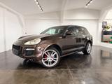 Porsche Cayenne GTS Sport Design Paket Bose AHK LuftFede - Porsche Gebrauchtwagen in Hannover