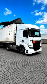 Iveco S way 490