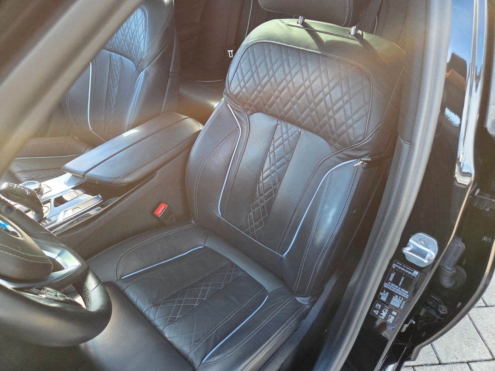 BMW 540i Touring xDrive Luxury Line H&K Pano ACC foto 11