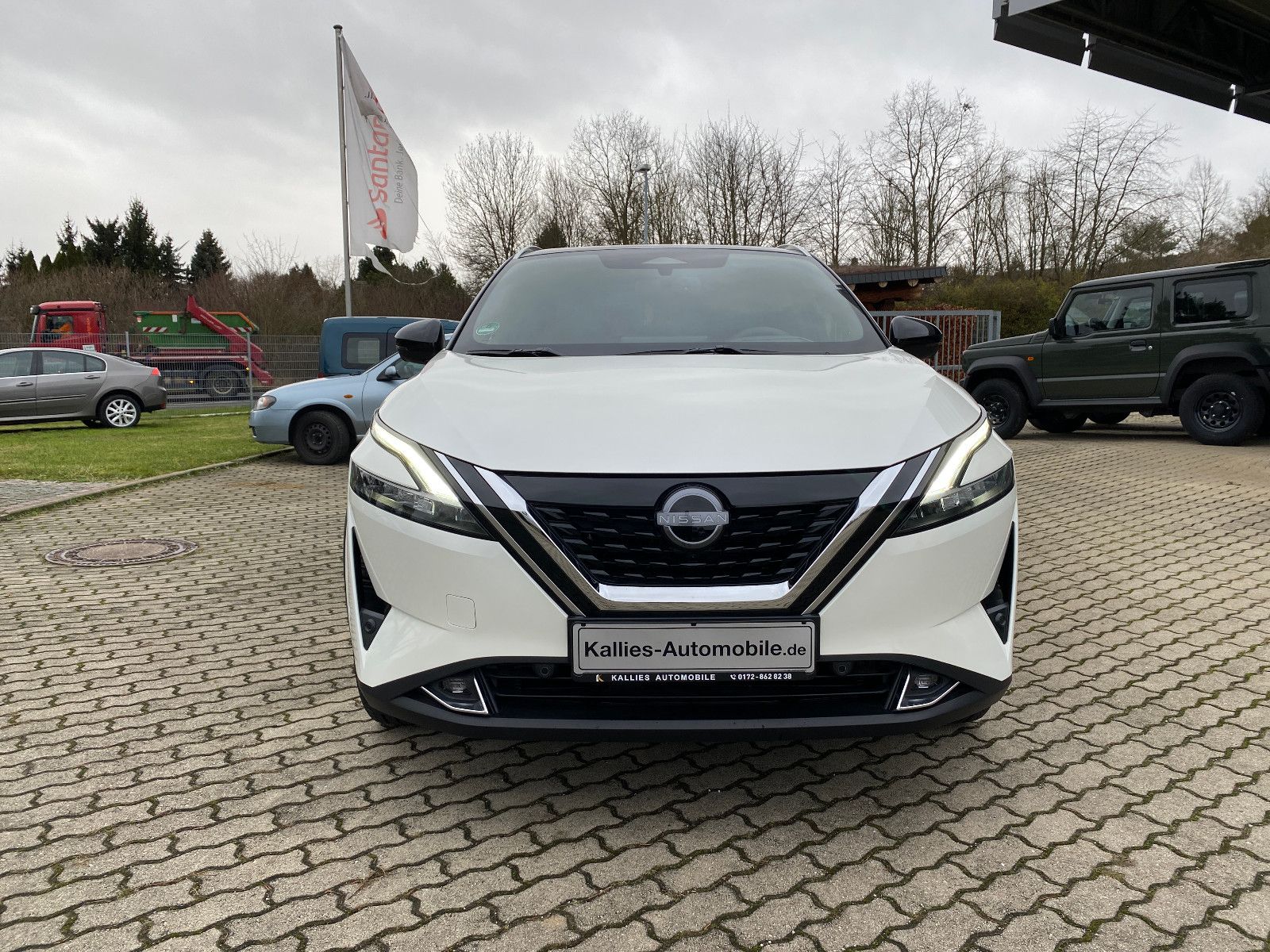 Fahrzeugabbildung Nissan Qashqai e-Power Tekna+ 190 PS PANO+SHZ+LED+360°