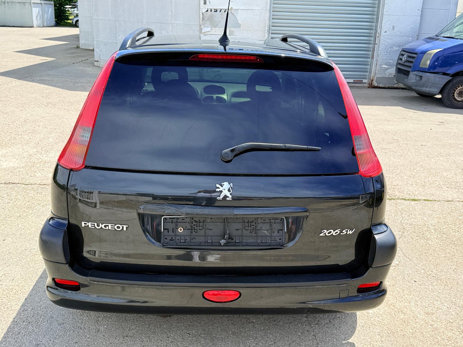 Peugeot  2006 — photo 11
