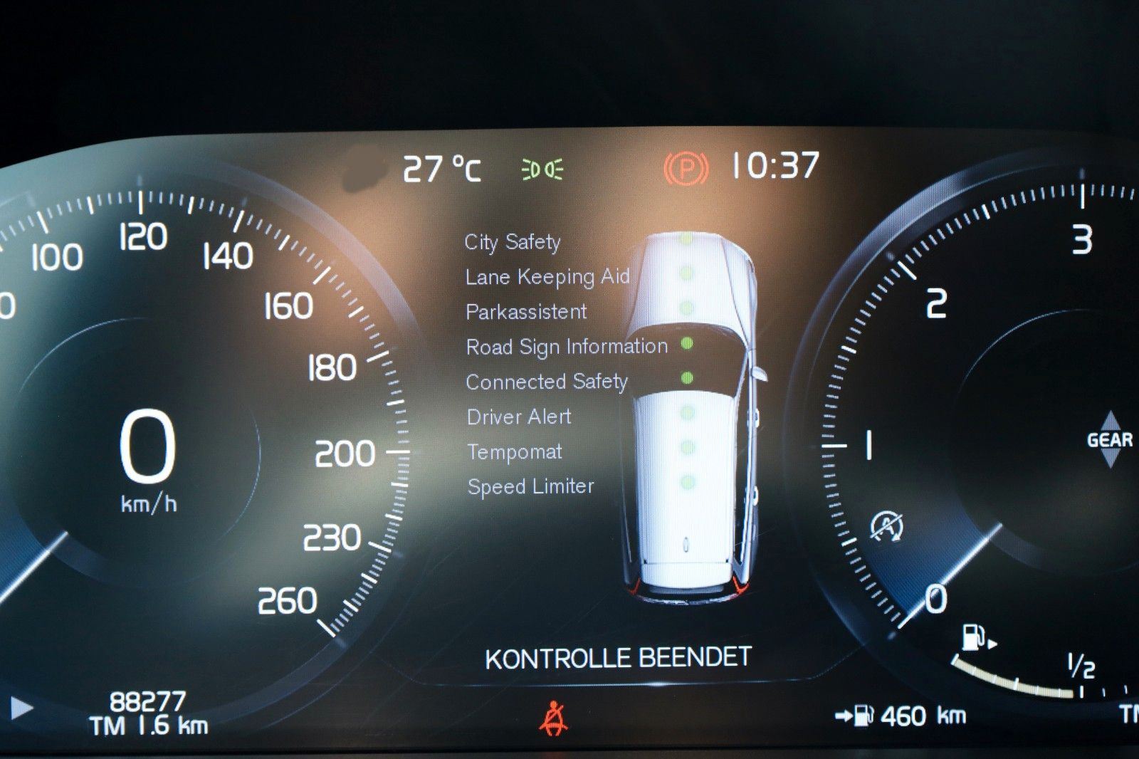 Fahrzeugabbildung Volvo V60 Kombi Momentum Pro T.Leder,Navi,LED,AppleCar