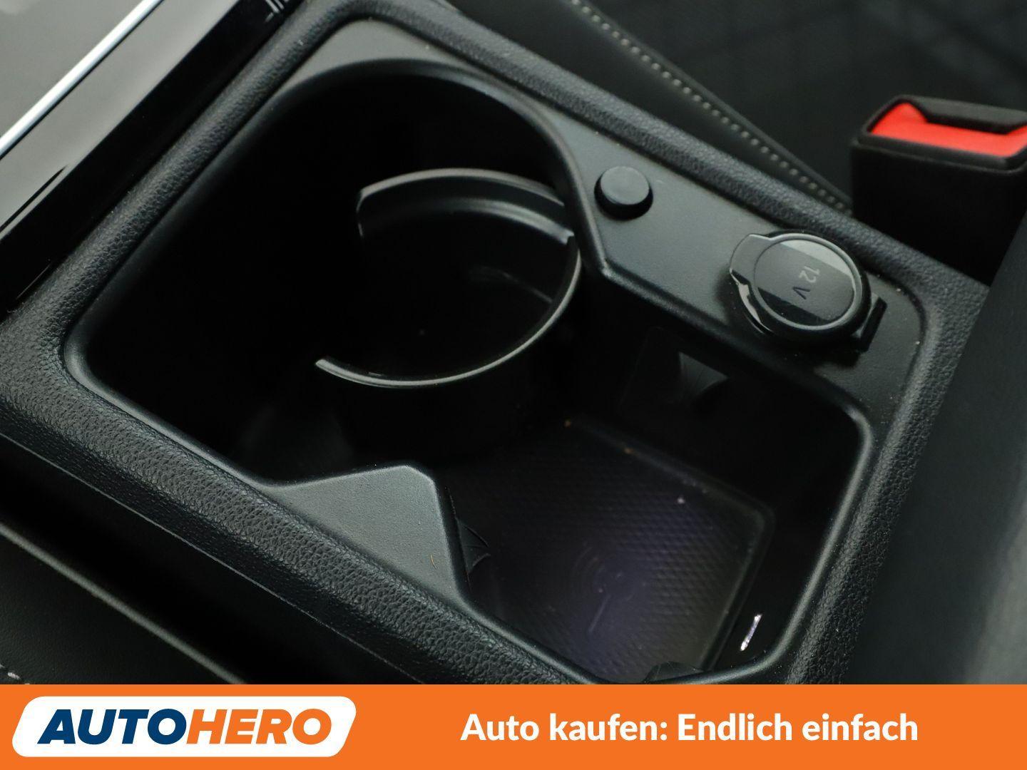 Volkswagen Golf VIII 1.5 eTSI ACT R-Line, миниатюра 24